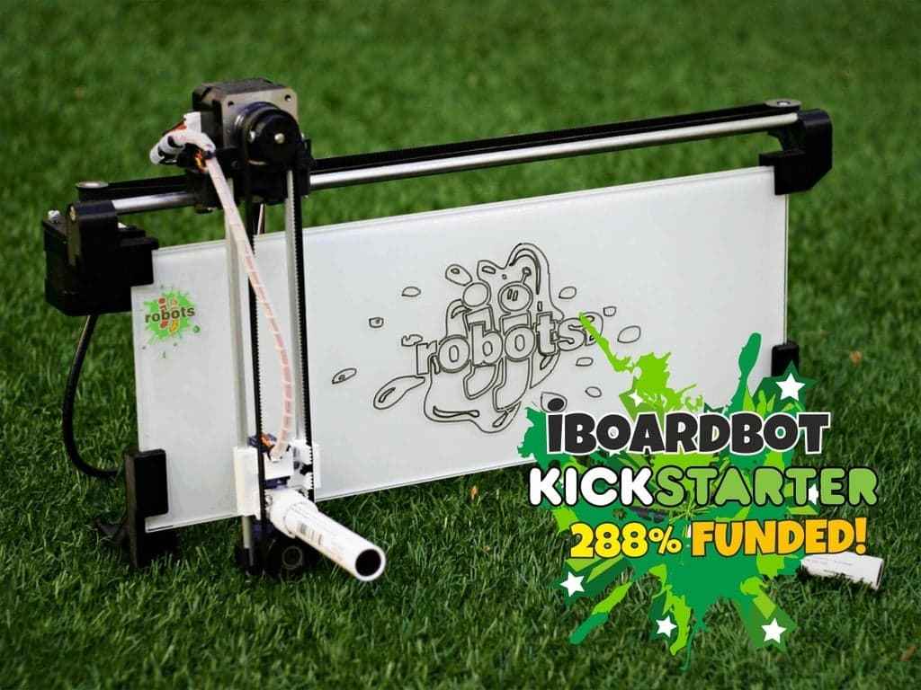 IBoardbot: робот для рисования с открытым исходным кодом, дистанционно управляемый через Интернет.
