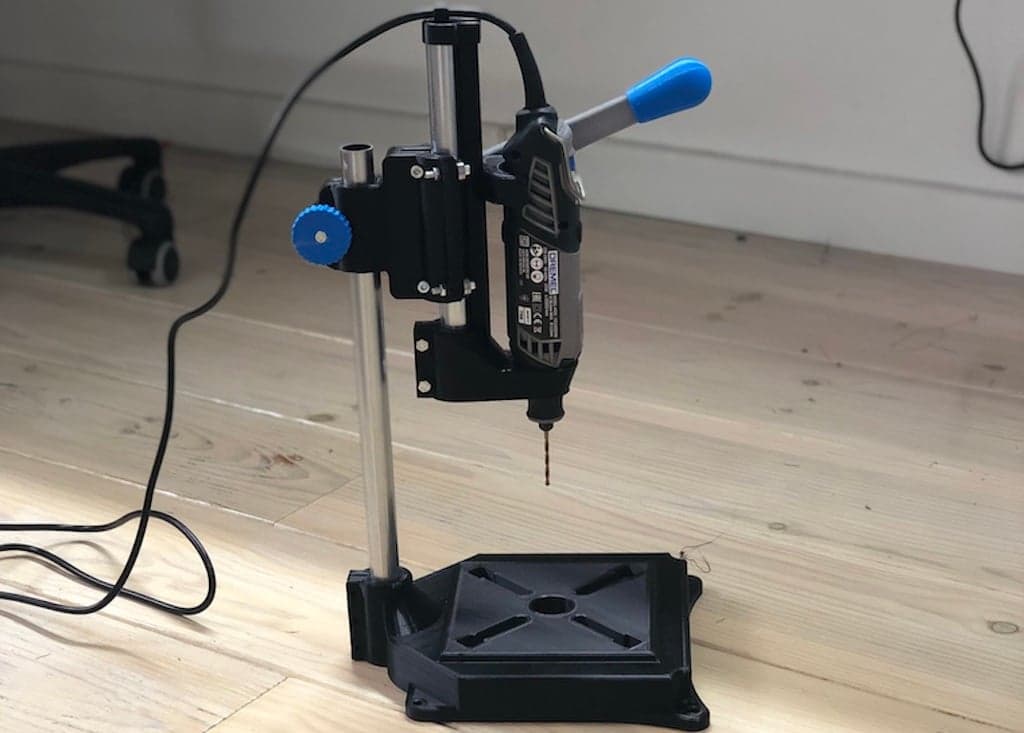 Сверлильный станок Dremel (очень прочный и точный)