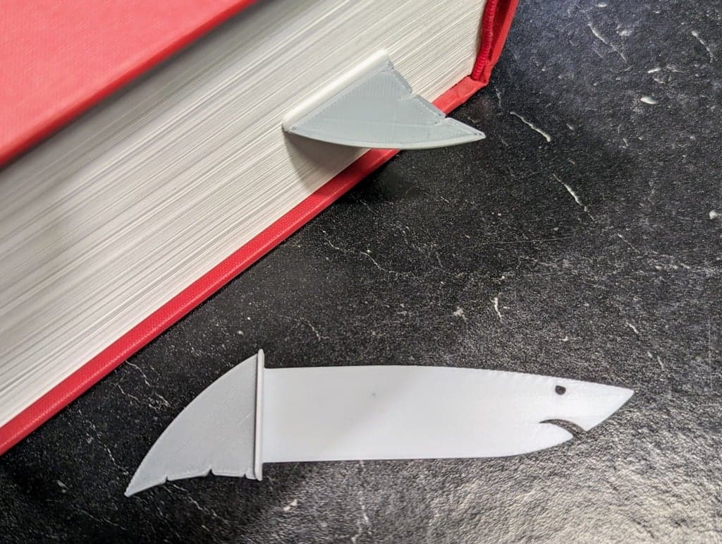 Закладка «Книжная акула»